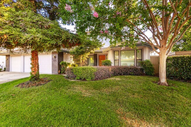 Foto del edificio - 11859 S Carson Way