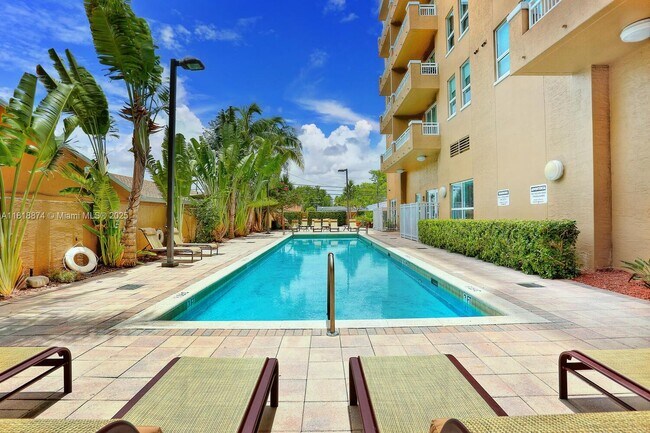 Foto del edificio - 2665 SW 37th Ave