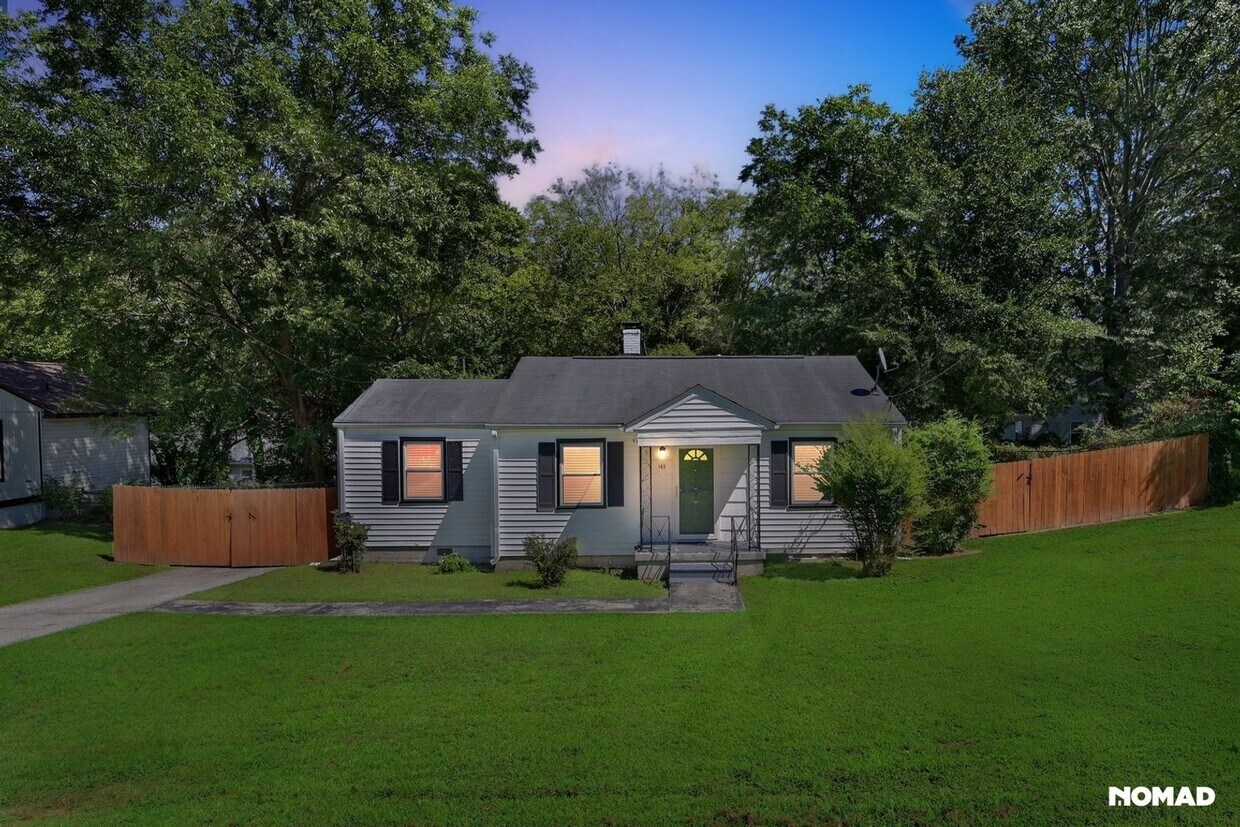 Foto principal - 163 Wadley St NW