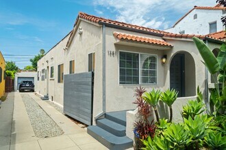 Building Photo - 1381 S Orange Dr