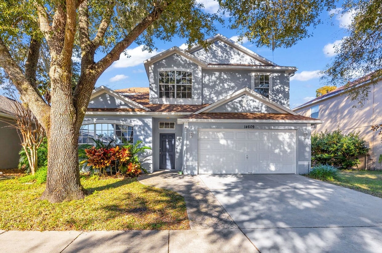 Nice 3/2.5 Home in East Orlando with 2-Car Garage - Nice 4/2.5 Home in East Orlando with 2-Car Garage
