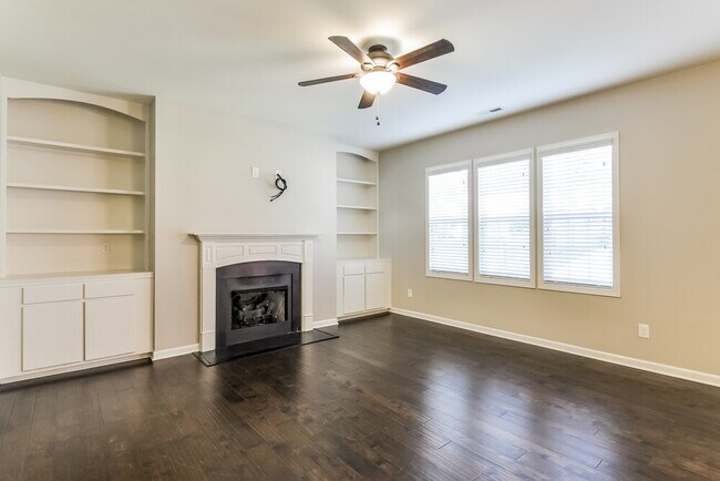 Foto del edificio - 244 E Webber Ln