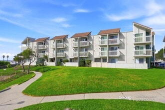 Building Photo - 267 S Ventura Rd