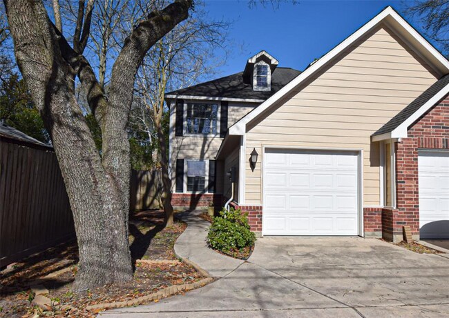 Building Photo - 504 Texas St