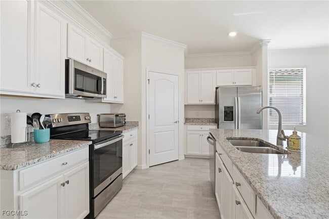 Building Photo - 12020 Arbor Trace Dr