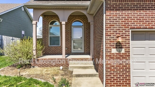 Foto del edificio - 111 High Hope Ln