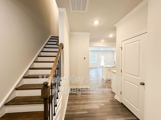 Building Photo - 4905 Arkose Dr