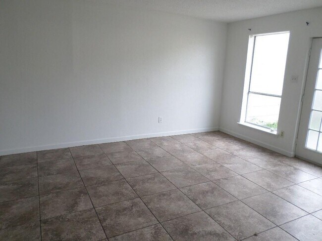 Building Photo - 15507 Aldine Westfield Rd