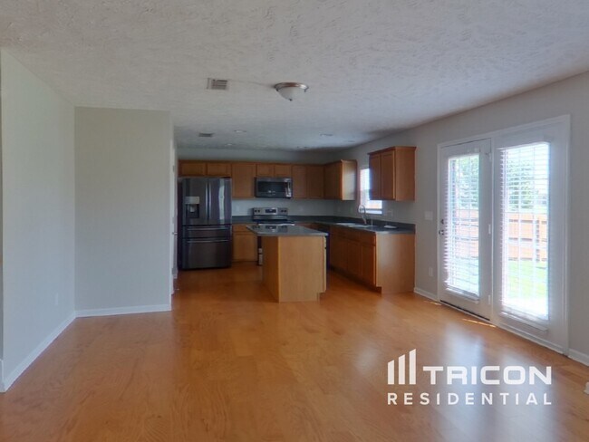 Building Photo - 2037 Red Jacket Trace