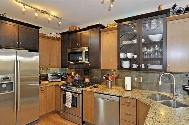 Foto del edificio - 936 S Pearl St