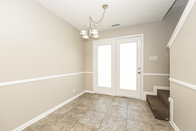Foto del edificio - 1502 Killarney Dr