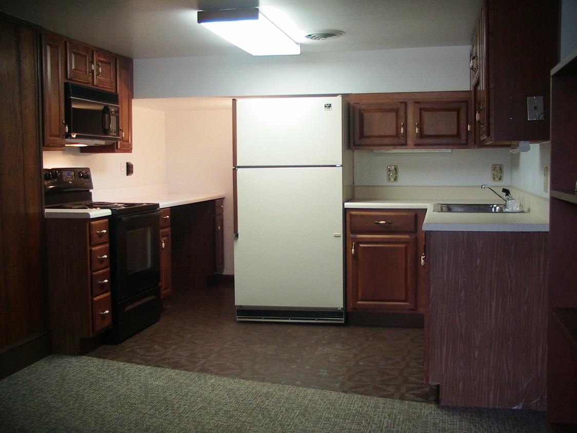 Cocina - 2206 Fairmount Pike