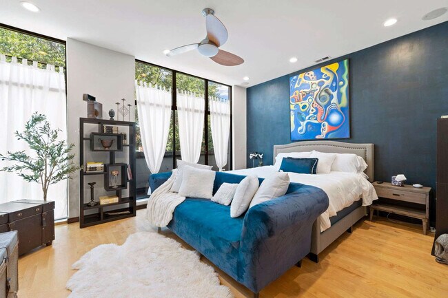 Foto del edificio - 2031 W Coulter St