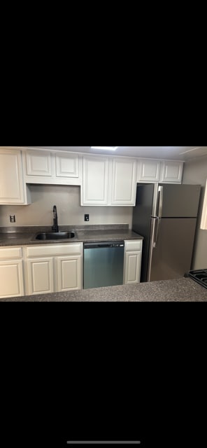 Foto del edificio - 410 W 7th St