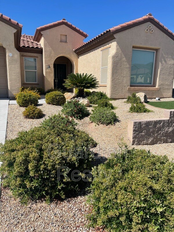 Building Photo - 2334 Sandstone Cliffs Dr