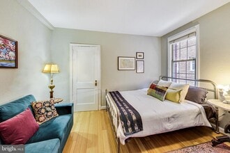 Building Photo - 1441 Euclid St NW