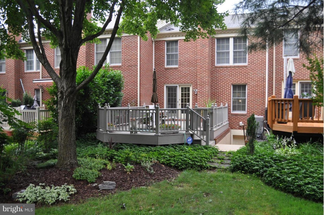 Primary Photo - 5037 Southern Star Terrace
