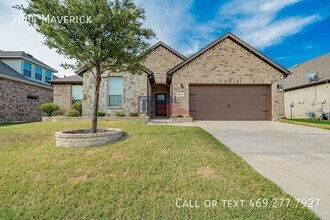 Building Photo - 3064 Maverick Dr