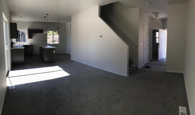 Foto del edificio - 301 Middleton Ct SE
