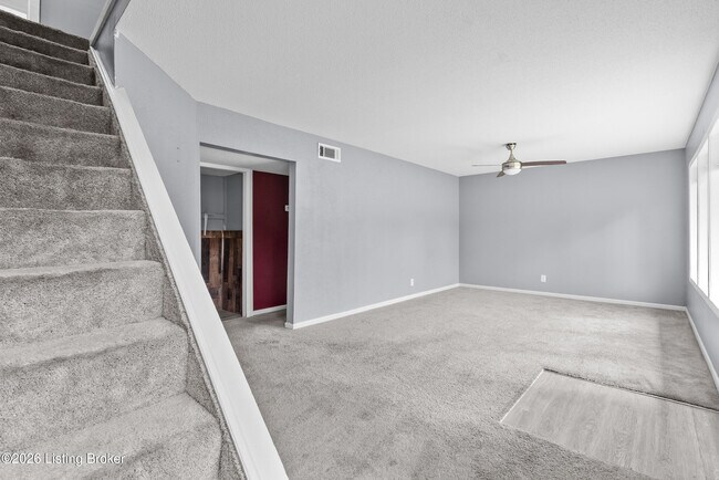 Foto del edificio - 9903 Ponder Ln