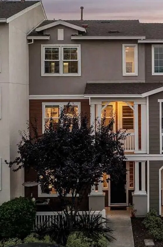 Foto principal - 3205 Jetty Dr