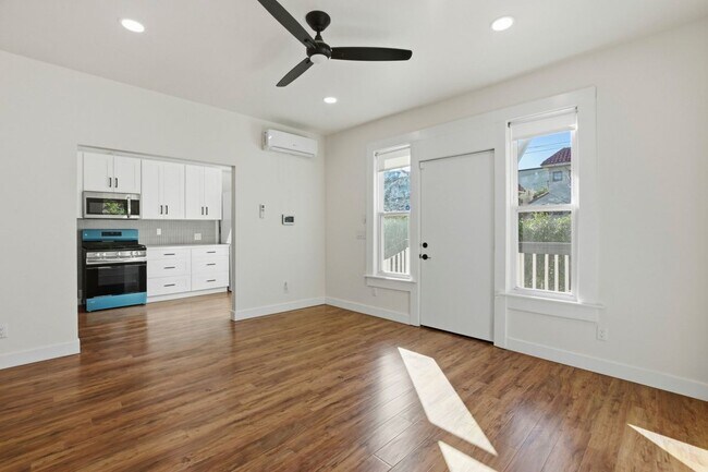 Foto del edificio - 312 Brookes Ave