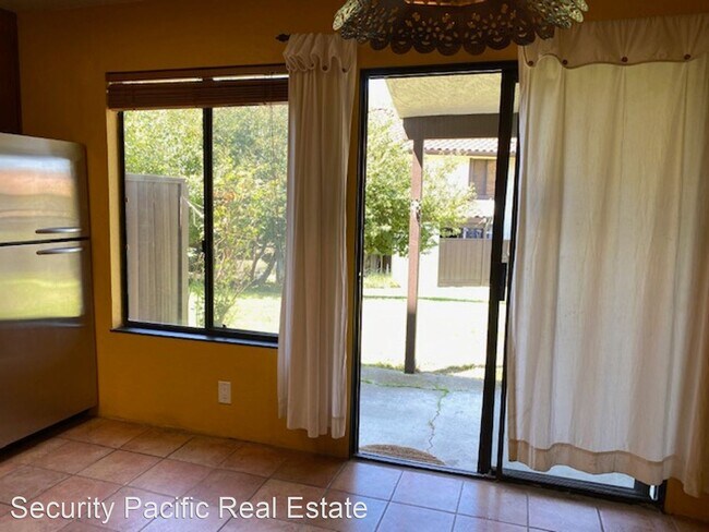 Building Photo - 2 br, 1.5 bath House - 505 Del Valle Cir