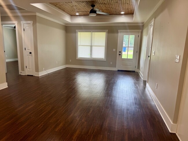 Building Photo - 341 Meadow Lark Dr