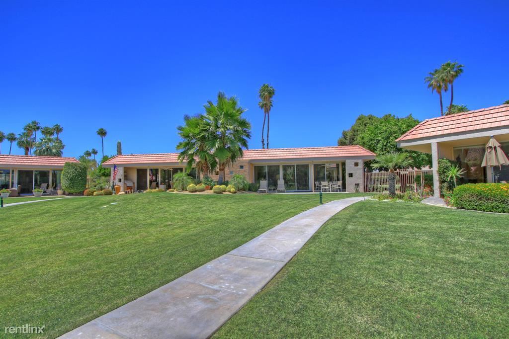 2 br, 2 bath Condo - 76935 Robin Dr