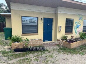 Building Photo - 1606 S Miramar Ave