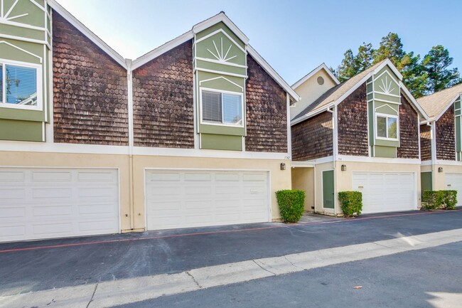 Building Photo - Updated 3-bedroom Home in San Jose!