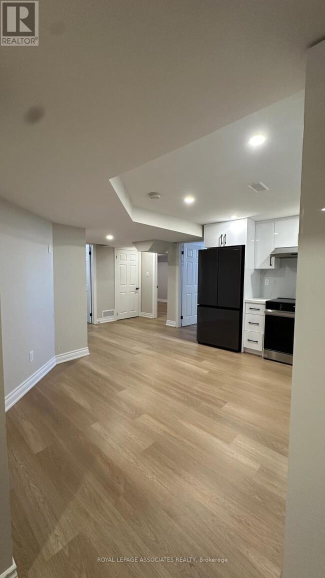 Building Photo - 1108 Skyridge Blvd