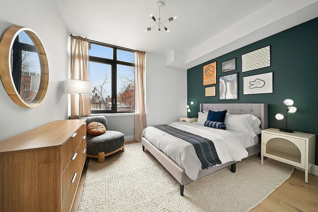 Foto del edificio - "Luxury 1-Bedroom Oasis with Pool & Elegant Finishes in Prime New York Location!"