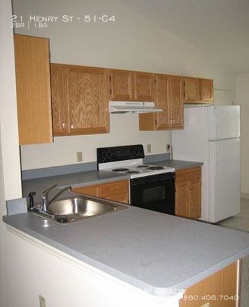 Building Photo - Huntington Ridge