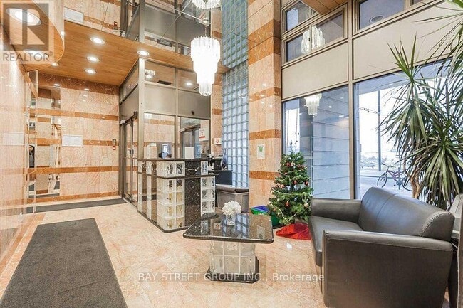 Building Photo - 250-1250 Queens Quay W