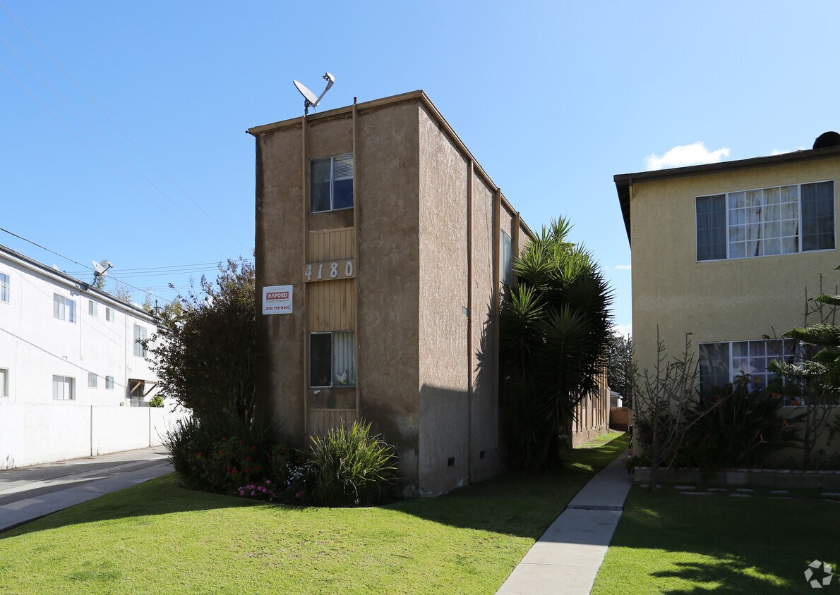 Building Photo - 4180 Inglewood Blvd
