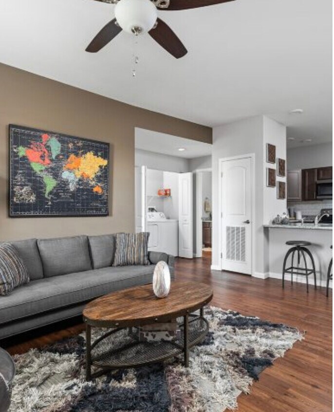 Foto principal - 4602 Nicklaus Dr