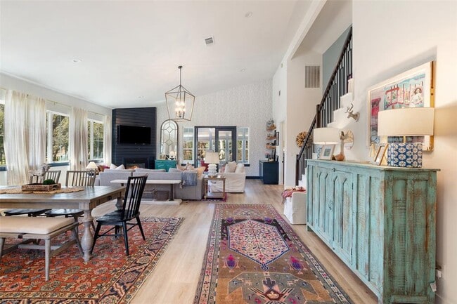 Building Photo - 170 Bunker Rnch Blvd