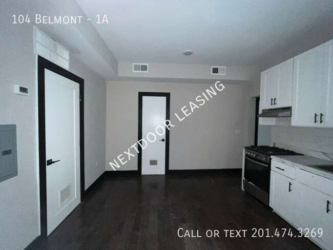 Foto del edificio - 104 Belmont-1A