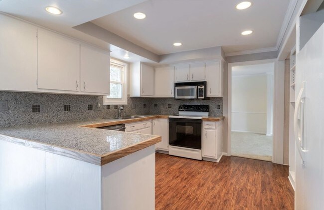 Foto del edificio - 2116 Hearthstone Dr