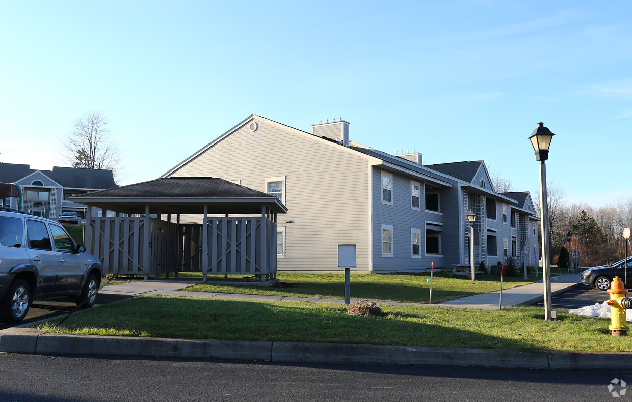 Building Photo - Austin Court