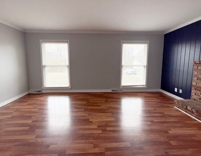 Foto del edificio - 3-Bedroom Home Near TTU with Fenced Backyard and Extra Storage