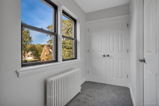 Foto del edificio - 115 Long Beach Rd