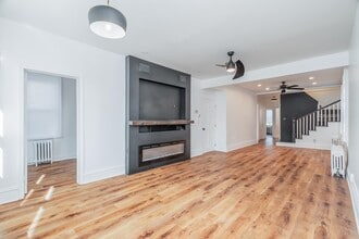 Building Photo - 324 Stegman Pkwy