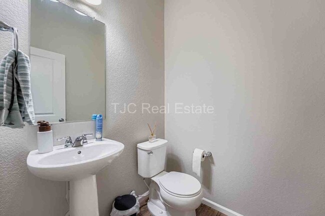 Foto del edificio - 21207 E 59th Pl