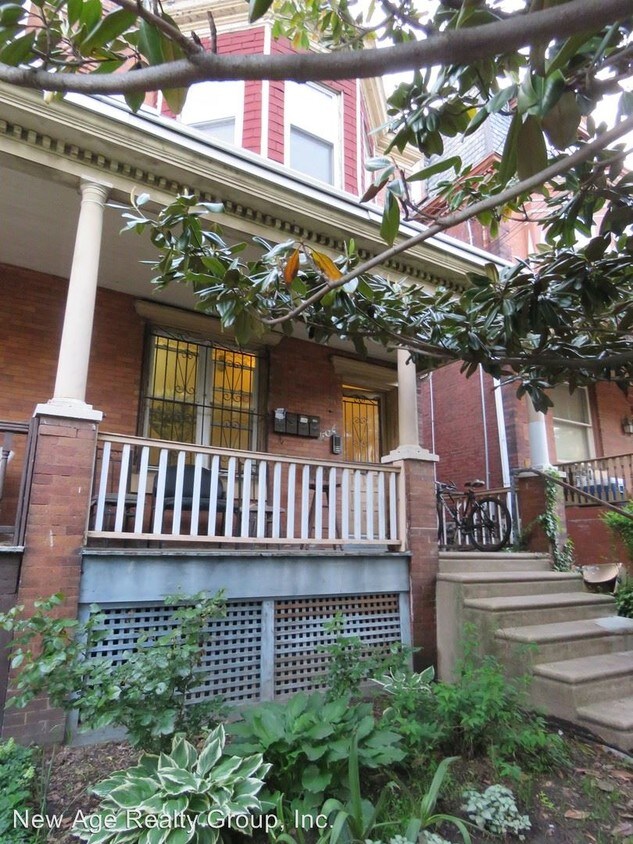 Foto principal - 504 S 44th St