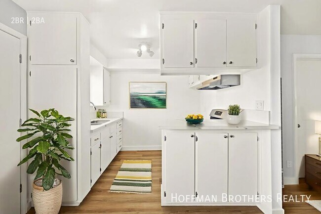 Foto del edificio - 616 San Pascual Ave