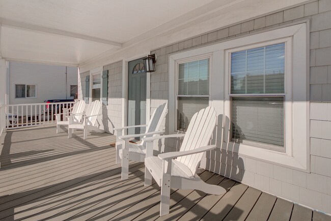 Building Photo - 4217 Atlantic