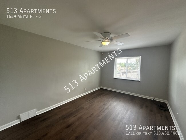 Building Photo - 1649 Anita Pl