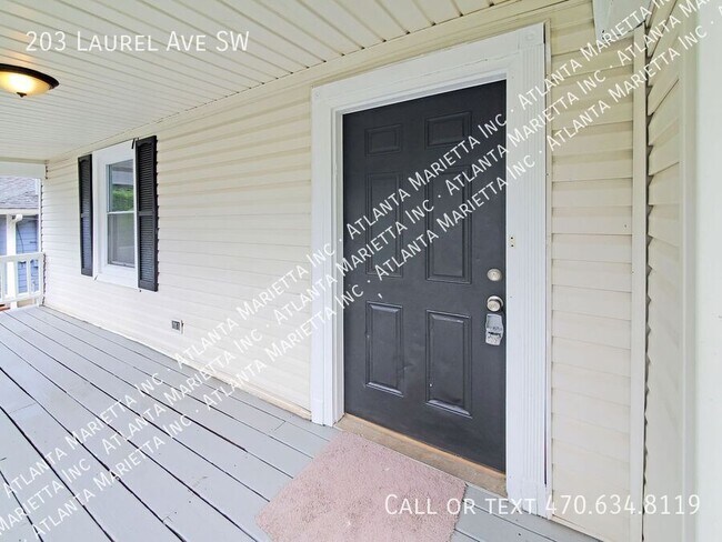 Foto del edificio - 203 Laurel Ave SW